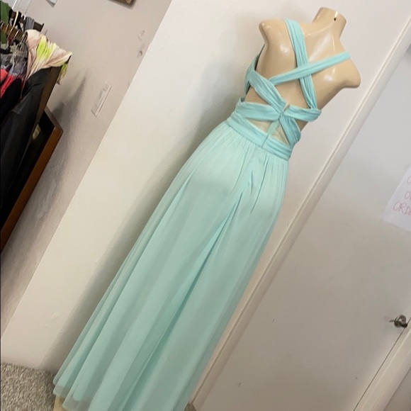 Betsy & Adam Seafoam green prom dress - Picture 3 of 7